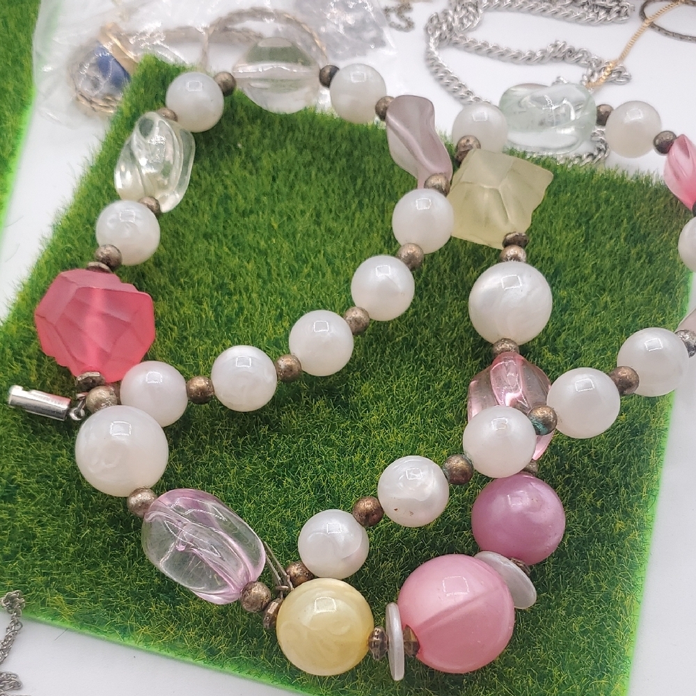 Estate Colorful Beaded Necklace 28 Inch N3808